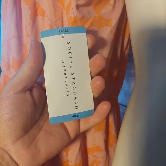 Ladies Floral Smocked Back Dress Social Standard by Sanctuary Size Large - Picture 11 of 13